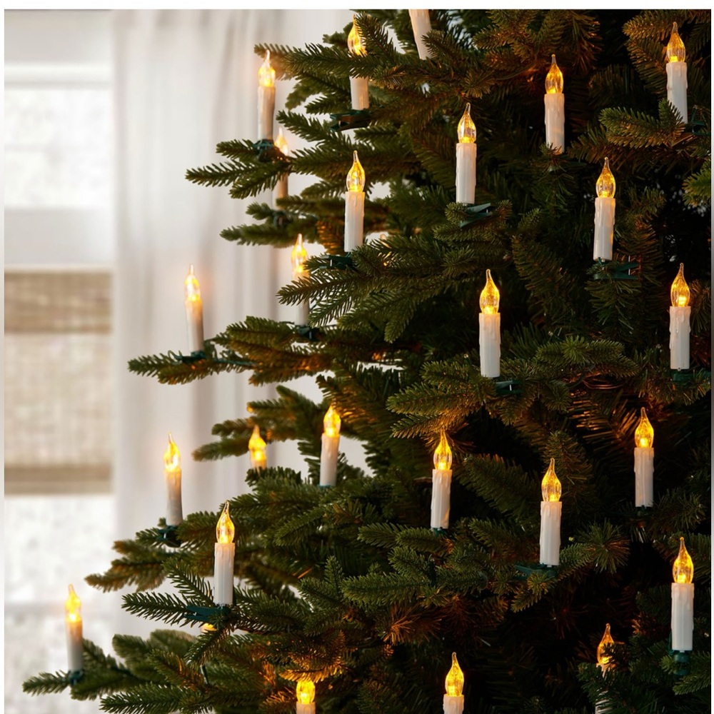 Member's Mark 50ct Flickering
LED Candlestick Lights, 40.8'
Lighted Length